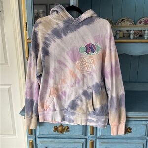 Market Smiley Women's Blue Top hug energy team call